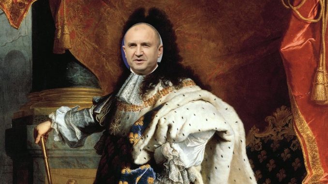 Румен Радев