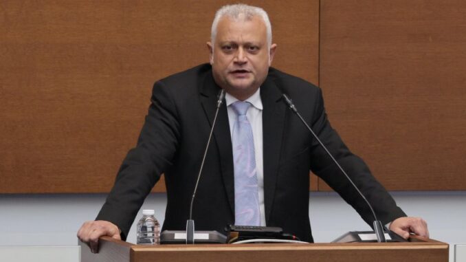 Емил Дечев