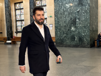 Кирил Петков