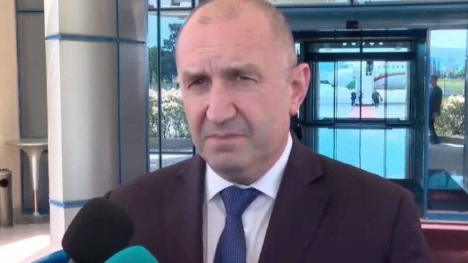 Румен Радев