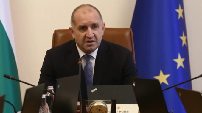 Румен Радев