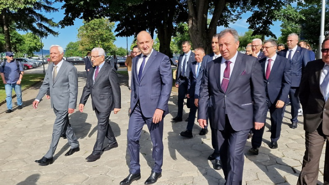 Румен Радев