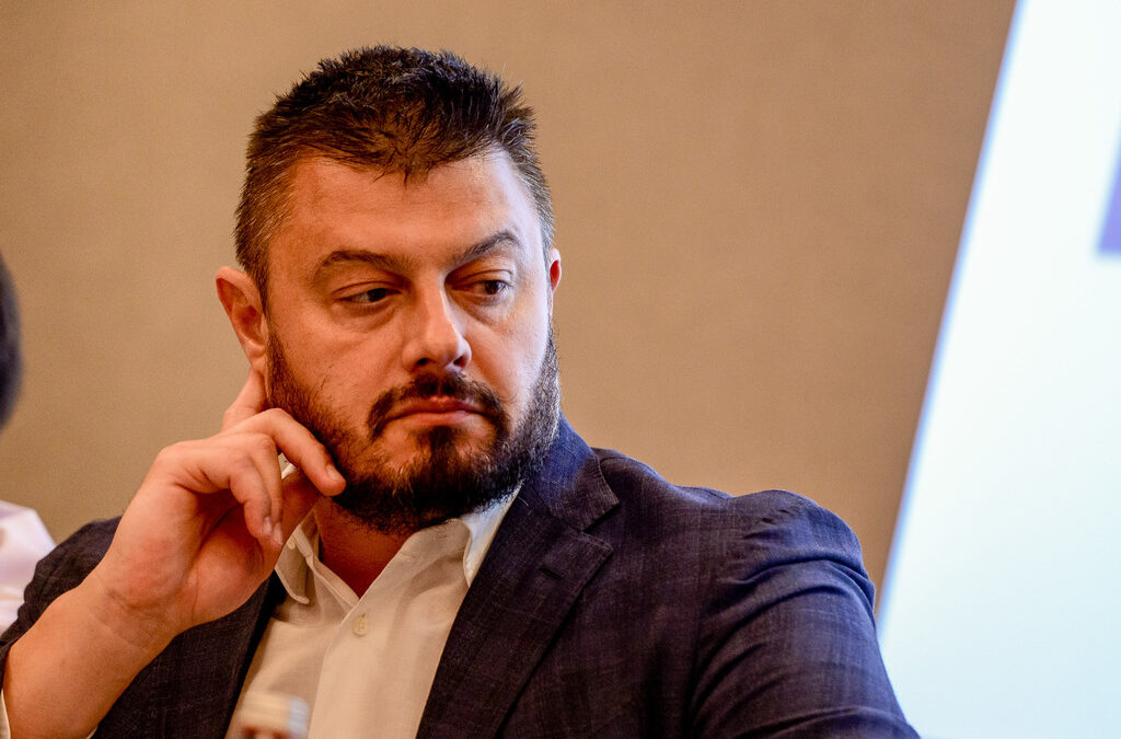 Николай Бареков 